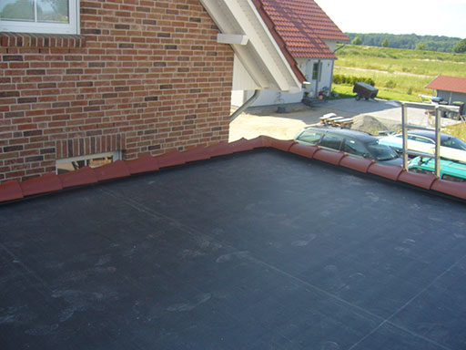 Gründach Carports richtig abdichten und pflegen